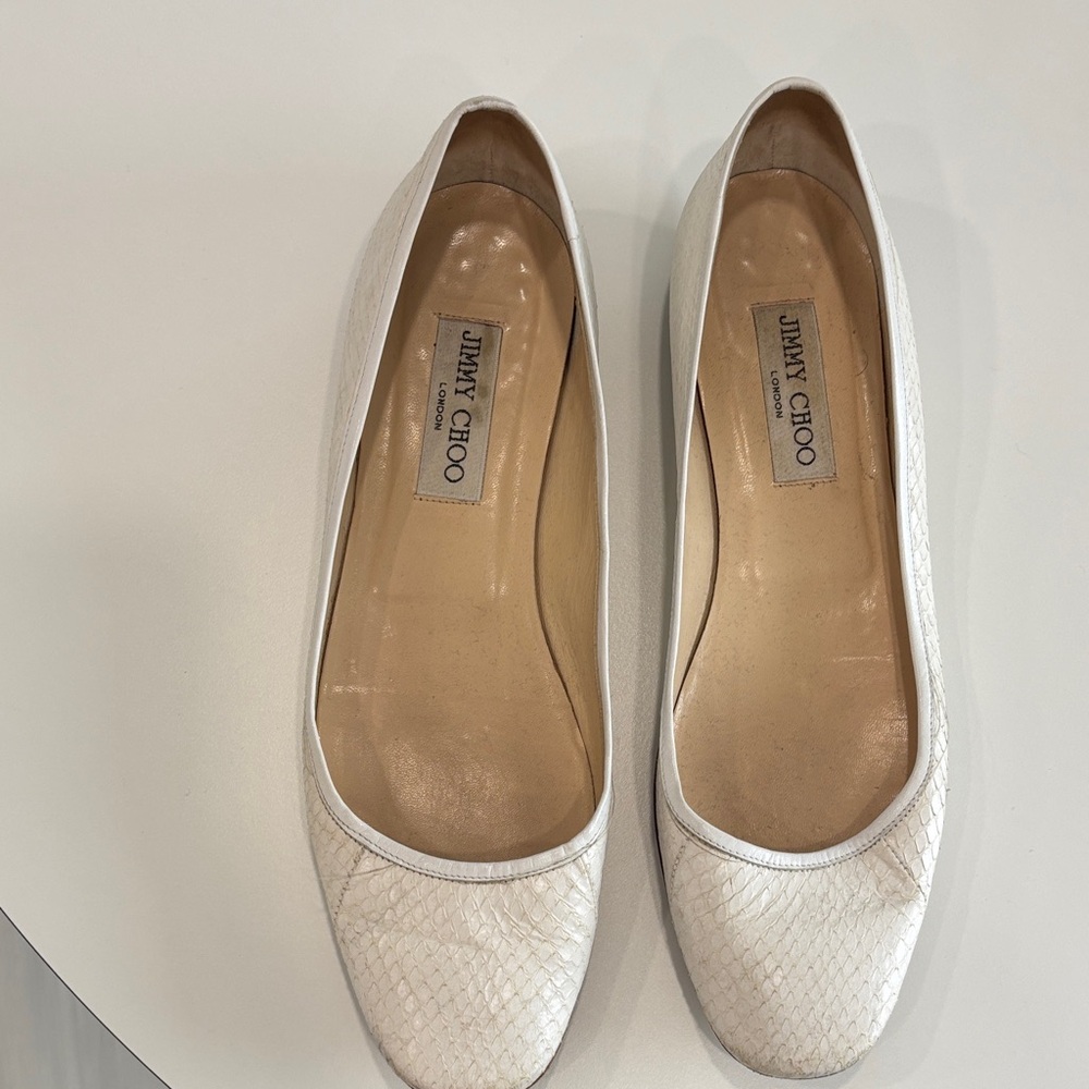 Jimmy Choo White Snakeskin Textured Flats- Size 39- Dust Bags